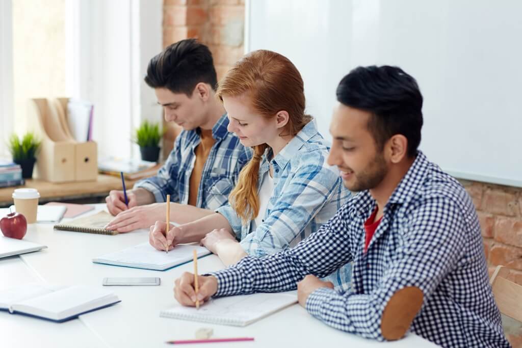 https://www.jaynandinstitutions.org.in/spledu/wp-content/uploads/2023/10/courses-img1.jpg